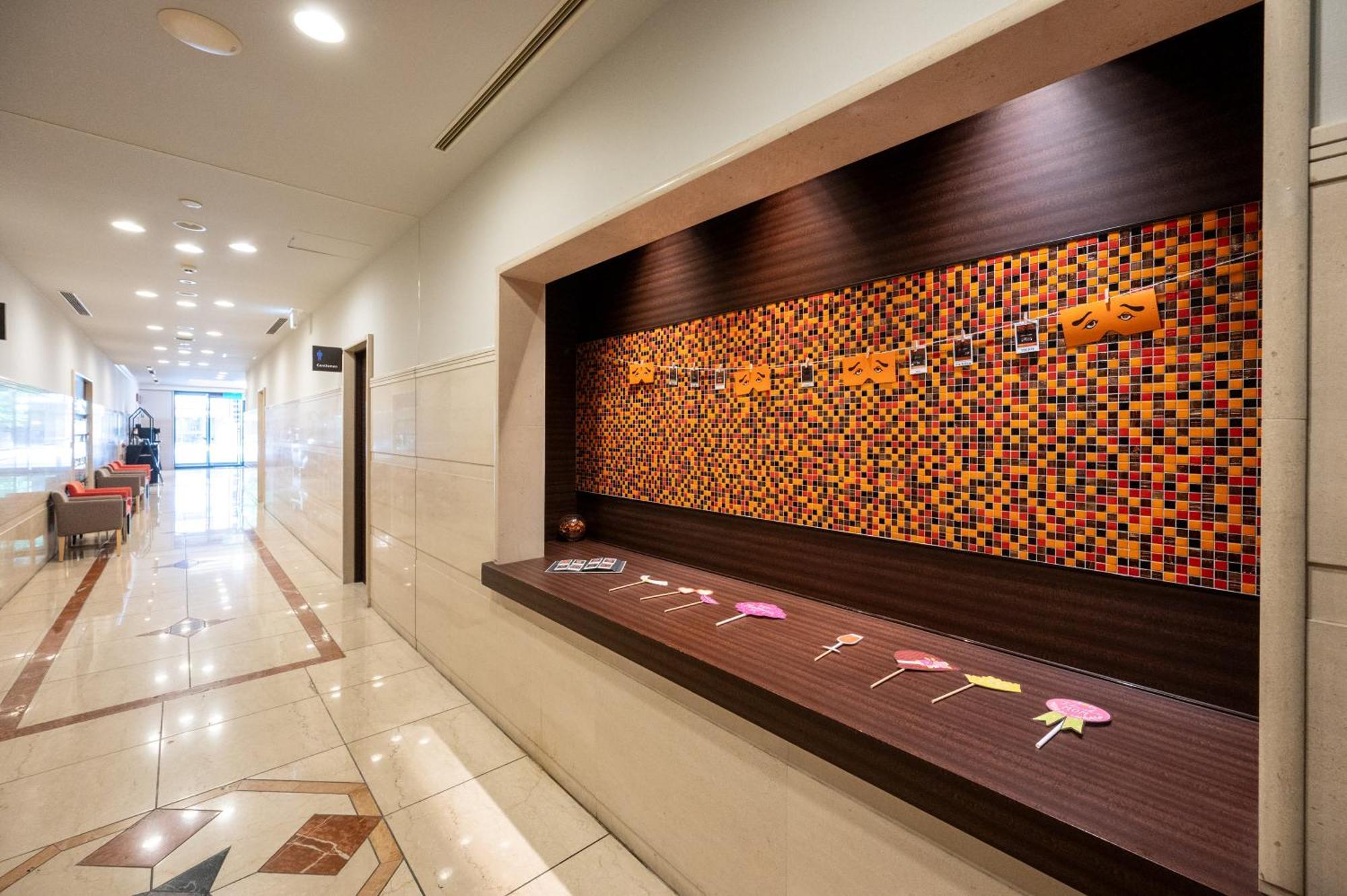 The B Hakata Hotell Fukuoka  Eksteriør bilde